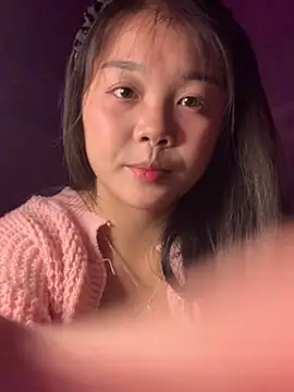 baa-bee22 (F teen) - Hij