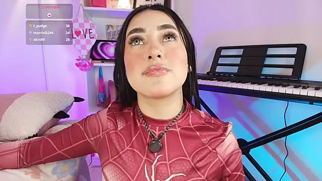 justonecute from StripChat is Freechat