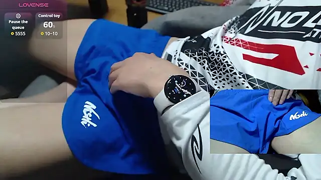 Yasu2000 Live Webcam on Stripchat