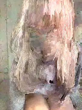 maika_chan1 (F teen) - 上の服ぽい