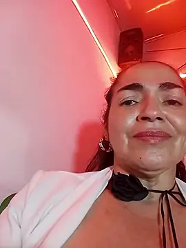 Webcam Model (MaryRoze_)  is live.Free join now!