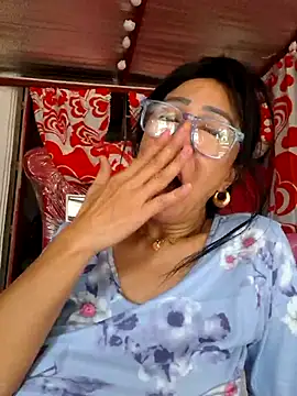 sweetieme's Live Sex Cam Show