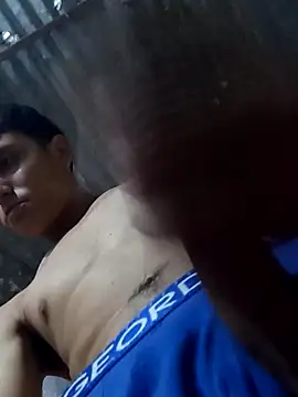 maikel23grande - Maikel23grande's free webcam - UK Sex Cams