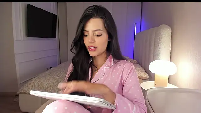 salome__11 - Salome__11's free webcam