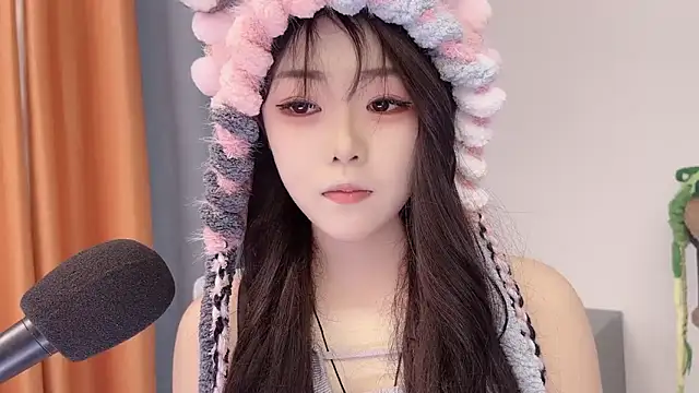 smalldaisy - Smalldaisy's free webcam