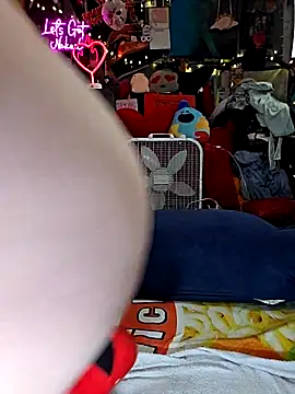 velvetdiablo - VelvetDiablo's free webcam - UK Sex Cams