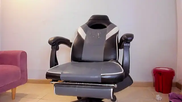 stefy_bratz – webcam model profile photo