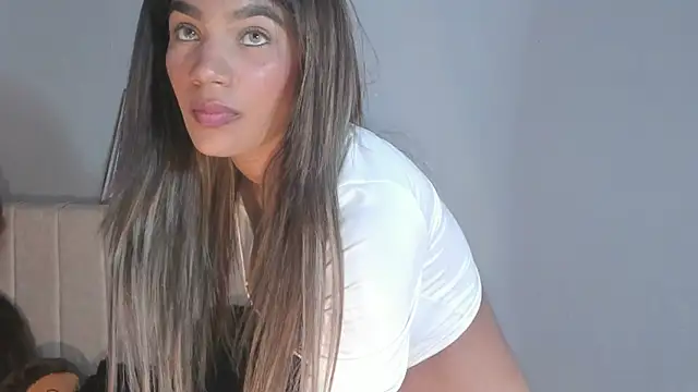 angeli_sexi from StripChat is Freechat