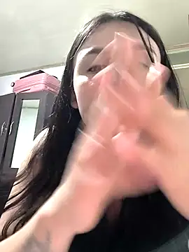 daniela-rosee - Daniela-rosee's free webcam - UK Sex Cams