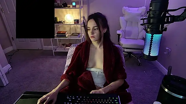 angiefae (F young) - fantasy dildo cum