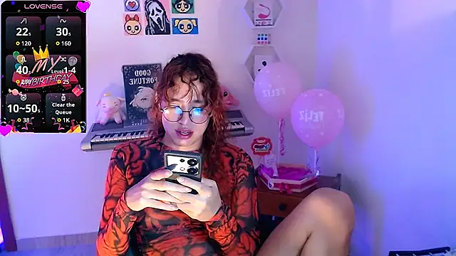 adelineesposito - AdelineEsposito's free webcam