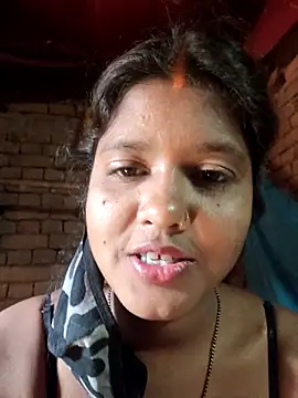 Webcam Model (Horny-Rashi)  is live.Free join now!