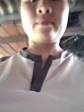 spring-mky - Spring-mky's free webcam