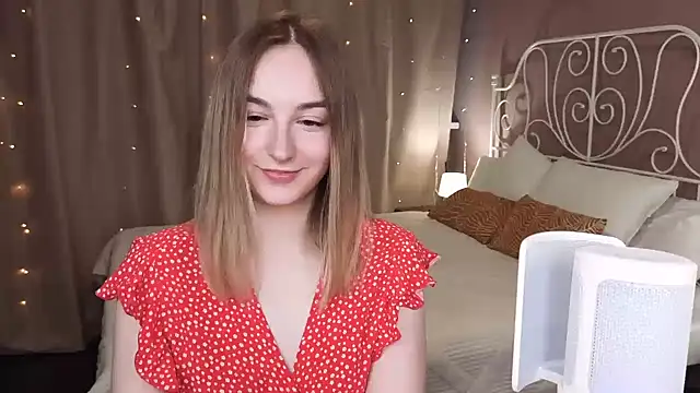 shy_polly - Shy_Polly's free webcam - UK Sex Cams