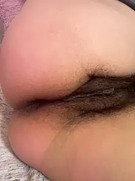 isabella_hairy