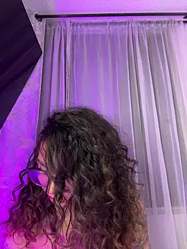 Samantha_Bernard... Live Webcam on Stripchat