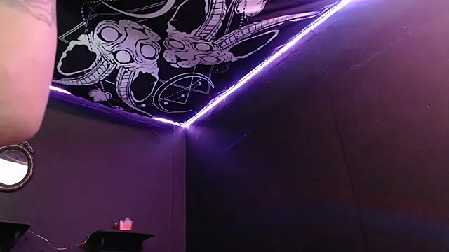 rousstattoo - Rousstattoo's free webcam - UK Sex Cams