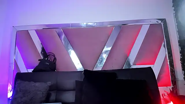 amayavaldes - Amayavaldes's free webcam - UK Sex Cams