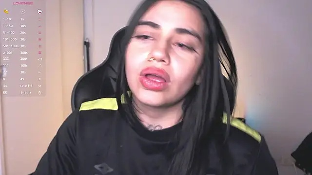 val_bardot - Val_bardot's free webcam - UK Sex Cams