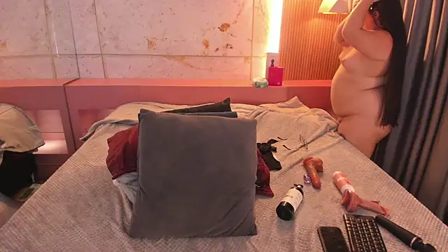 lushi_love - Lushi_Love's free webcam