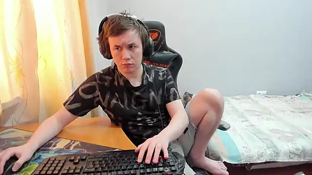 iliaskrislove - Iliaskrislove's free webcam