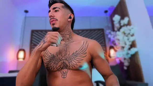 donovan_desmond - Donovan_Desmond's free webcam - UK Sex Cams