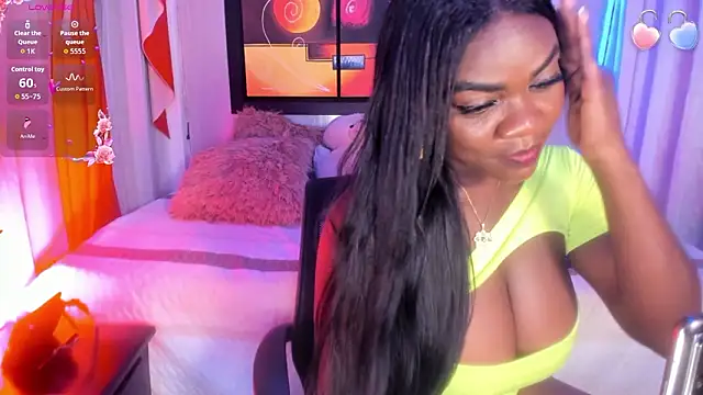 emabland2 - Emabland2's free webcam