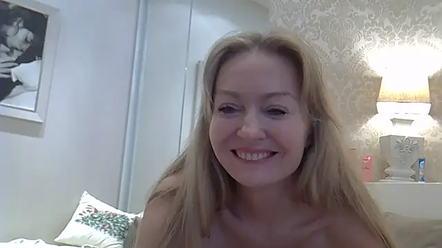 zarinaswift - ZarinaSwift's free webcam - UK Sex Cams