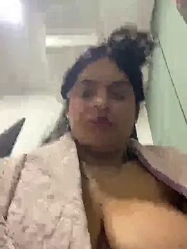 ambar85 - Ambar85's free webcam - UK Sex Cams