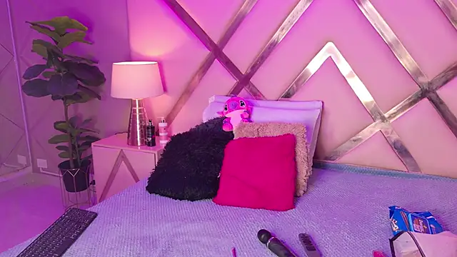 malaikabrown - MalaikaBrown's free webcam - UK Sex Cams