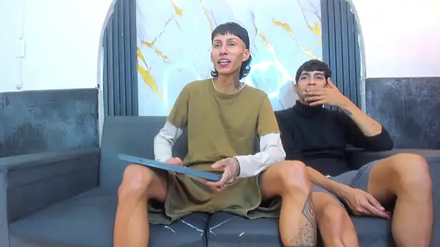 daniel_deluc77 (M young) - kisses