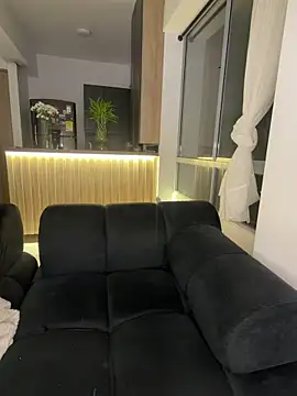 Webcam Model (karymoron)  is live.Free join now!