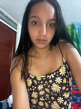 Webcam Model (Eve_Ritz)  is live.Free join now!