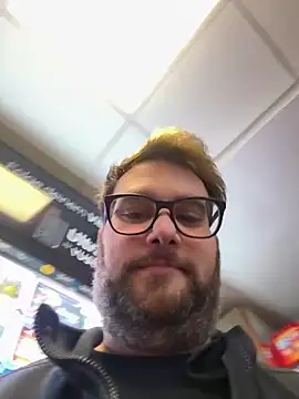 dominic2295 - Dominic2295's free webcam - UK Sex Cams