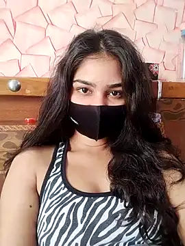 Webcam Model (babydoll7172)  is live.Free join now!