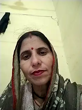 Webcam Model (Hot_liya54)  is live.Free join now!