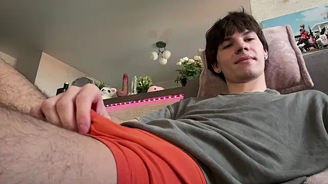 Jeremy1Scott Live Webcam on Stripchat