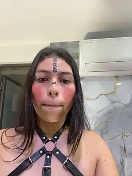 Webcam Model (dahian_boobs)  is live.Free join now!