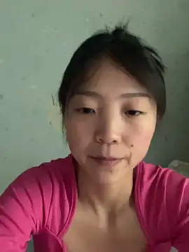 美女LuLu-79在线直播