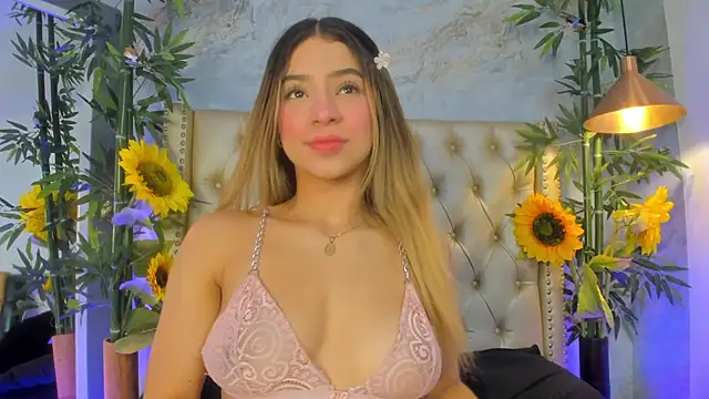 littleejaz (F teen) - Show Oil total body 💦