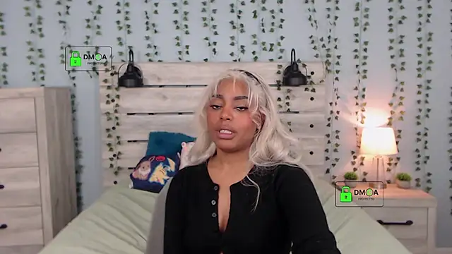 robynknight - RobynKnight's free webcam