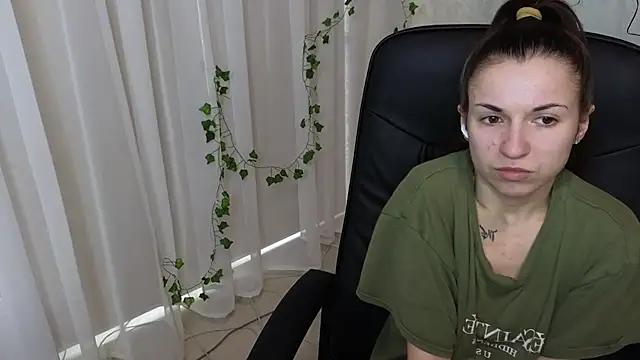 ulyanix - Ulyanix's free webcam - UK Sex Cams