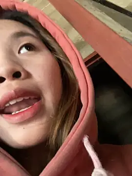 namicute - Namicute's free webcam - UK Sex Cams