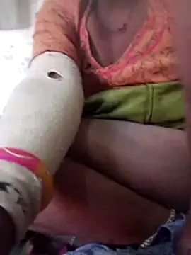 aunty_sumy (F milf) - New phone