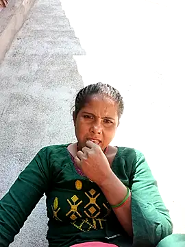 Webcam Model (Shreya_pandit)  is live.Free join now!