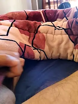 newtube0 - Newtube0's free webcam