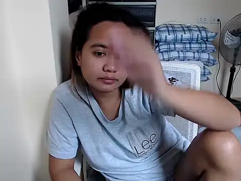 xthelastvirginx - XTheLastVIRGINx's free webcam