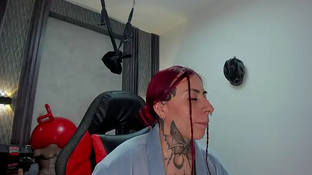 selene_red_ - Selene_red_'s free webcam - UK Sex Cams