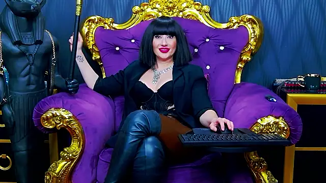 laramaeve - LaraMaeve's free webcam - UK Sex Cams