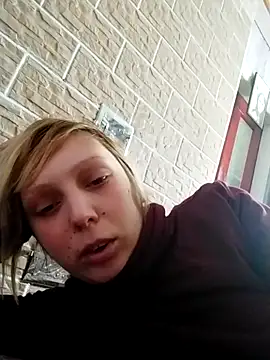 ponka2011 - Ponka2011's free webcam